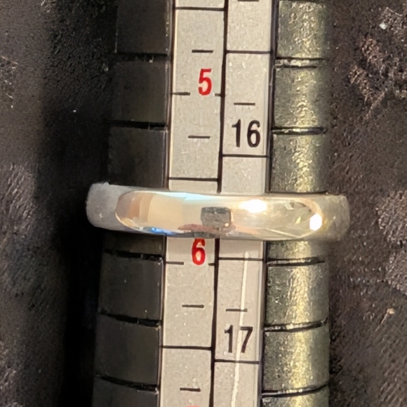 Natural Amethyst Solid Sterling Silver Ring Size 5.75 - Picture 5 of 9